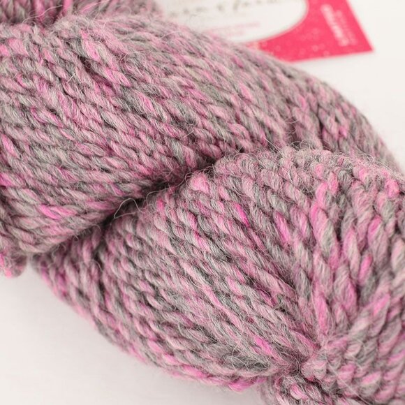 American Liyf Yarn by Long Island Yarn & Farm Ltd Ed Alpaca Merino Pink Is LIYF - Picture 2 of 4